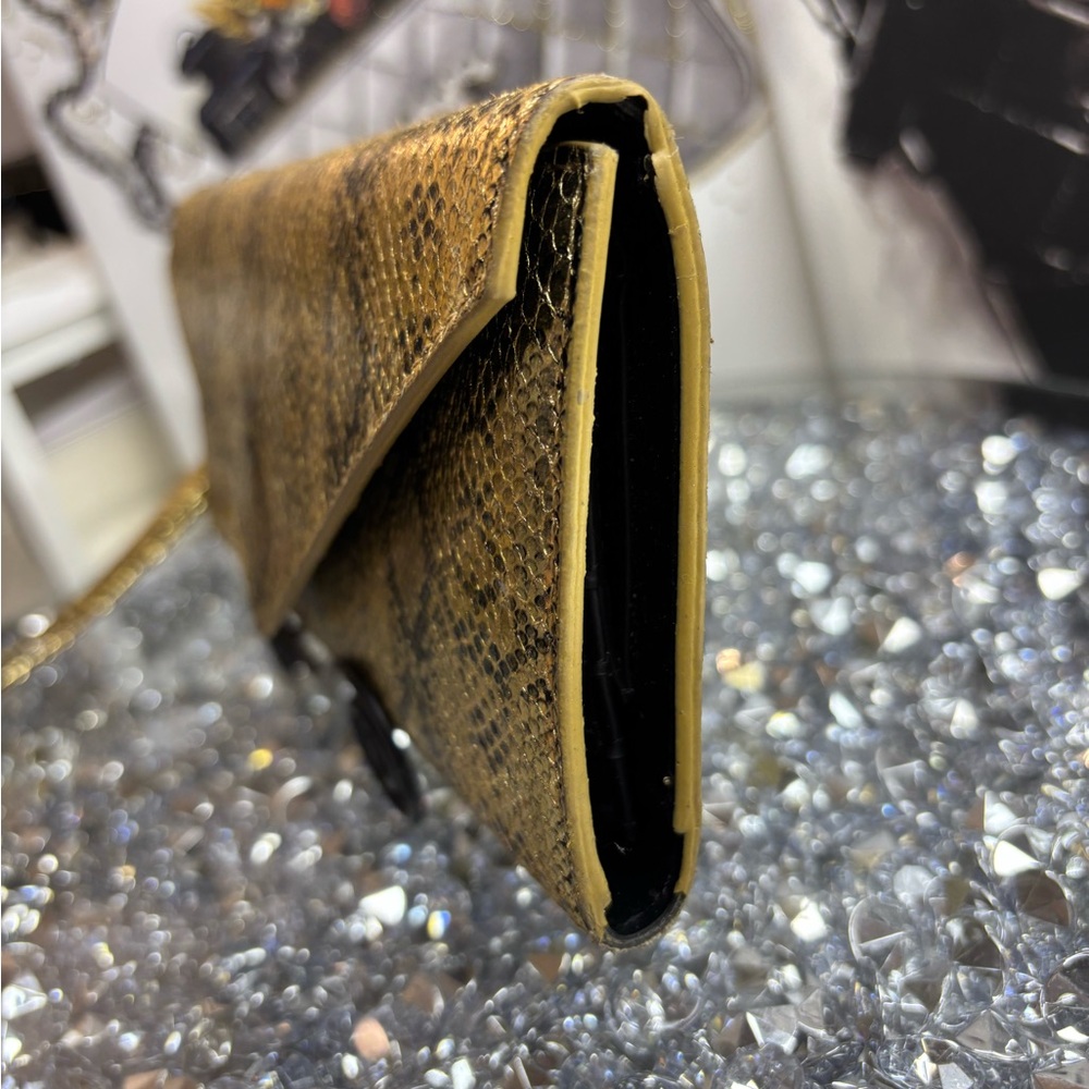 Marc by Marc Jacobs Alila Python clutch EUC - Picture 6 of 11